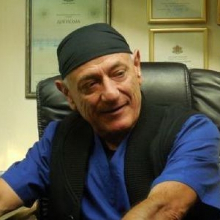 Проф. д-р Петър Симеонов: Хемодиализата е мъка!