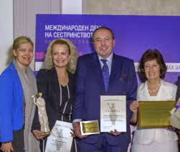 Основна снимка на страницата