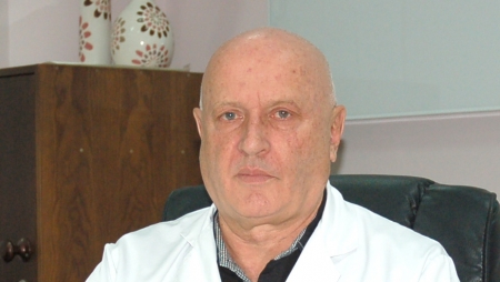 ВНЕЗАПНО ПОЧИНА ПРОФ. ПЕТЬО ТОКОВ