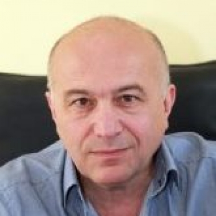 Психиатърът проф. Георги Ончев: Няма място за емоции и популизъм по време на пандемия