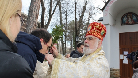 ПРАЗНИЧНА СВЕТА ЛИТУРГИЯ И ВЕЛИК ВОДОСВЕТ В ПАРАКЛИСА НА "АЛЕКСАНДРОВСКА" ПО СЛУЧАЙ БОГОЯВЛЕНИЕ