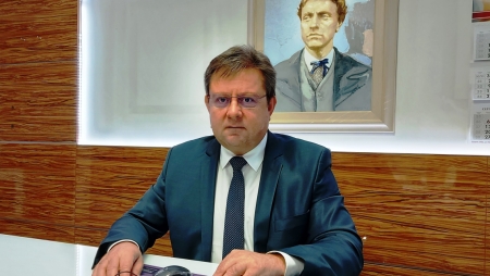 КОЛЕДЕН ПОЗДРАВ КЪМ СЛУЖИТЕЛИТЕ НА УМБАЛ "АЛЕКСАНДРОВСКА" ОТ ИЗПЪЛНИТЕЛНИЯ ДИРЕКТОР НА БОЛНИЦАТА Д-Р АТАНАС АТАНАСОВ