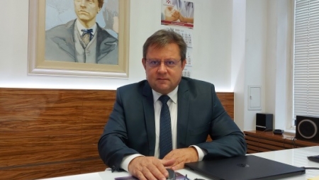 ОБРЪЩЕНИЕ НА ИЗПЪЛНИТЕЛНИЯ ДИРЕКТОР НА УМБАЛ "АЛЕКСАНДРОВСКА" Д-Р АТАНАС АТАНАСОВ КЪМ СЛУЖИТЕЛИТЕ, ПАЦИЕНТИТЕ И ПРИЯТЕЛИТЕ НА БОЛНИЦАТА