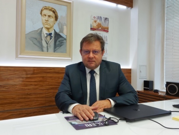 Основна снимка на страницата